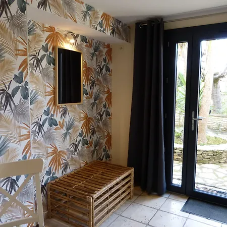 Thebaide D'hotes B&B Laudun