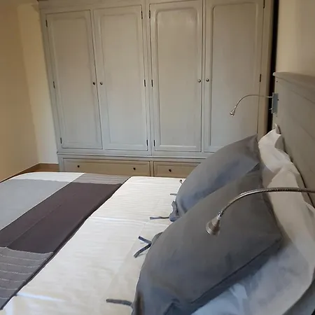 Thebaide D'hotes Frühstückspension Laudun