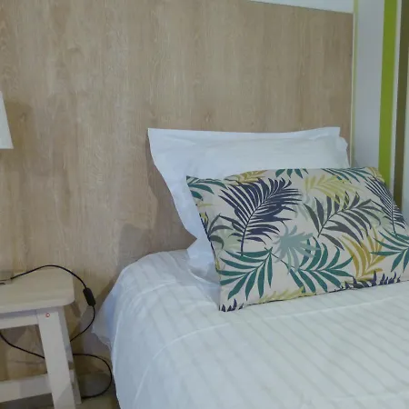 Bed & Breakfast Thebaide D'hotes Laudun